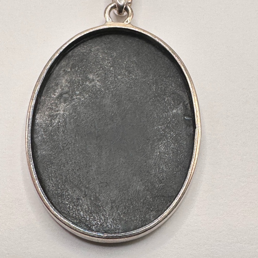 Blue and White Victorian Cameo Pendant Necklace - Picture 5 of 6